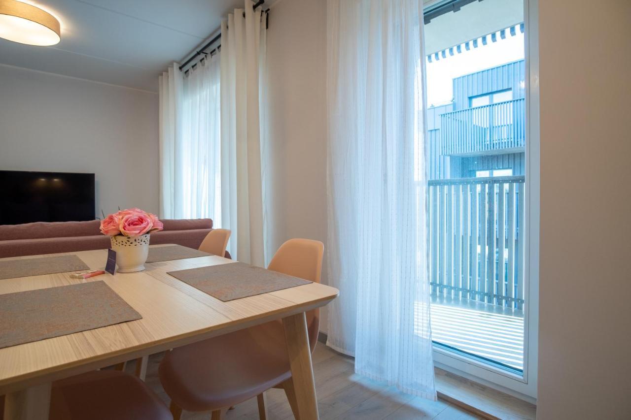 Dream Stay - Brand New Apartment With Balcony & Free Parking Tallinn Exteriör bild