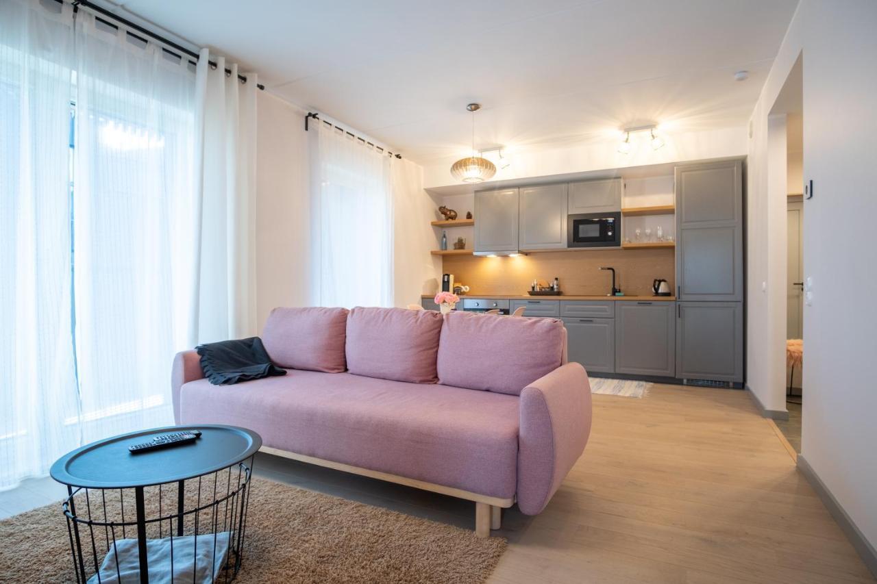 Dream Stay - Brand New Apartment With Balcony & Free Parking Tallinn Exteriör bild