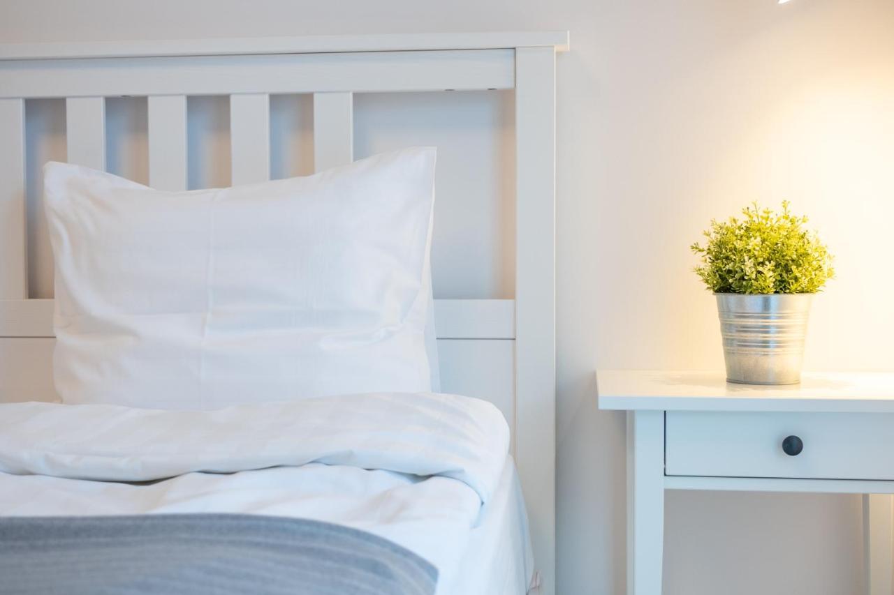 Dream Stay - Brand New Apartment With Balcony & Free Parking Tallinn Exteriör bild