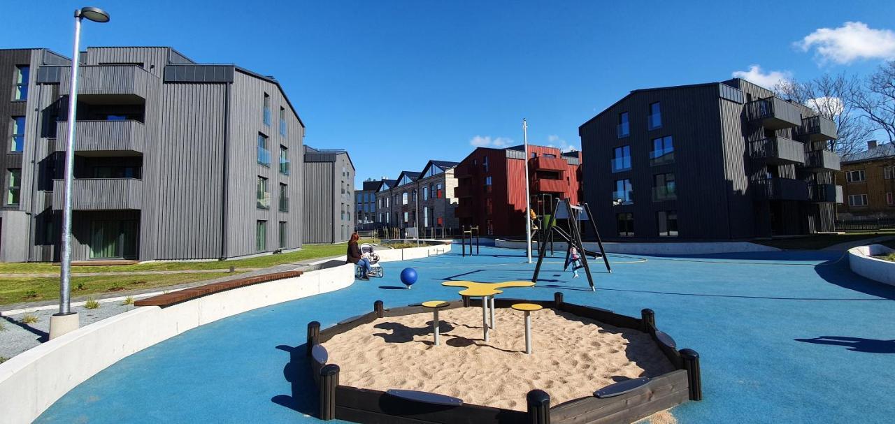 Dream Stay - Brand New Apartment With Balcony & Free Parking Tallinn Exteriör bild